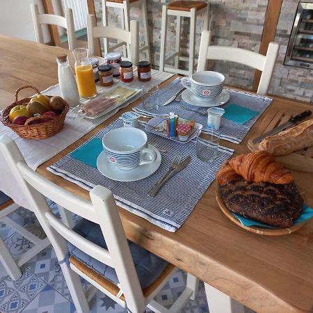 "Chez Nat" Bed & Breakfast Chaillevette Eksteriør bilde